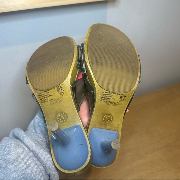 Fioni Y2K Jelly Kitten Heels. Tan and Light Blue. Size: 5. - Picture 6 of 9